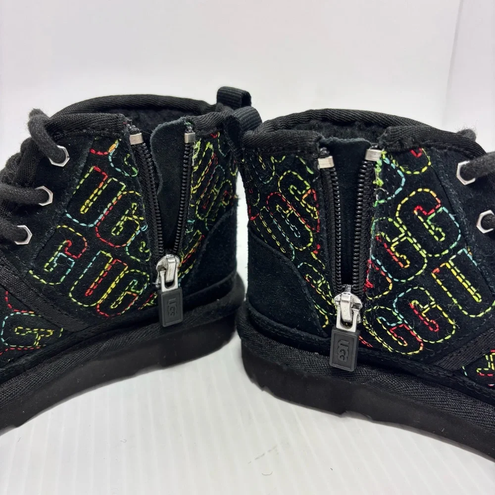 UGG NEUMEL II GRAPHIC‎ STITCH BLACK SUEDE BOOTS SIZE 10 TODDLER